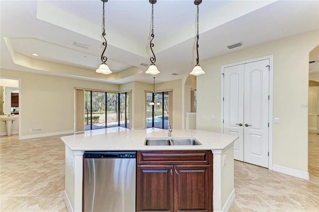 Photo of 650 CRANE PRAIRIE WAY