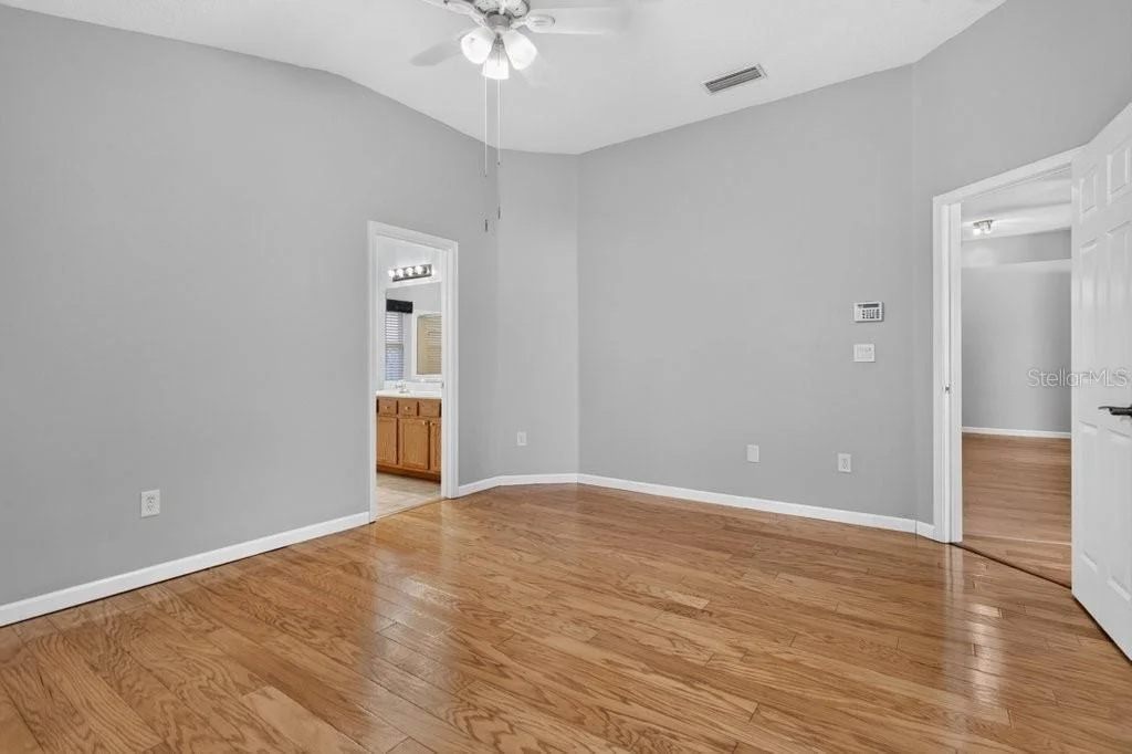Photo of 828 CRYSTAL SPRING WAY