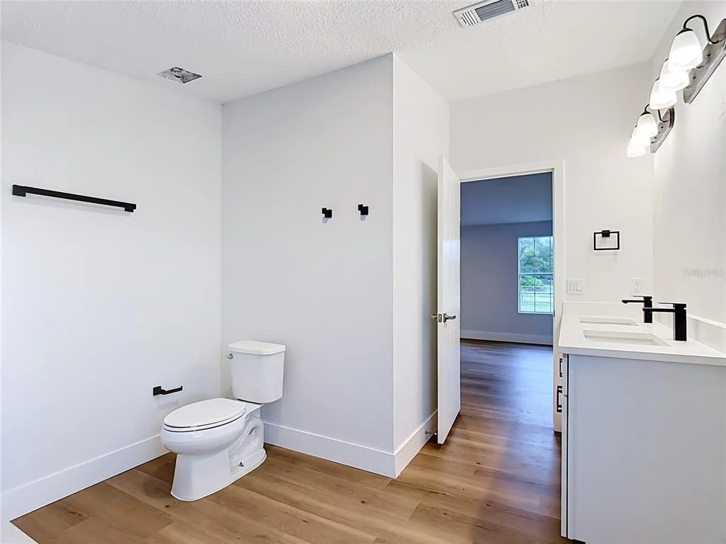 Photo of 9200 MERCURY DRIVE