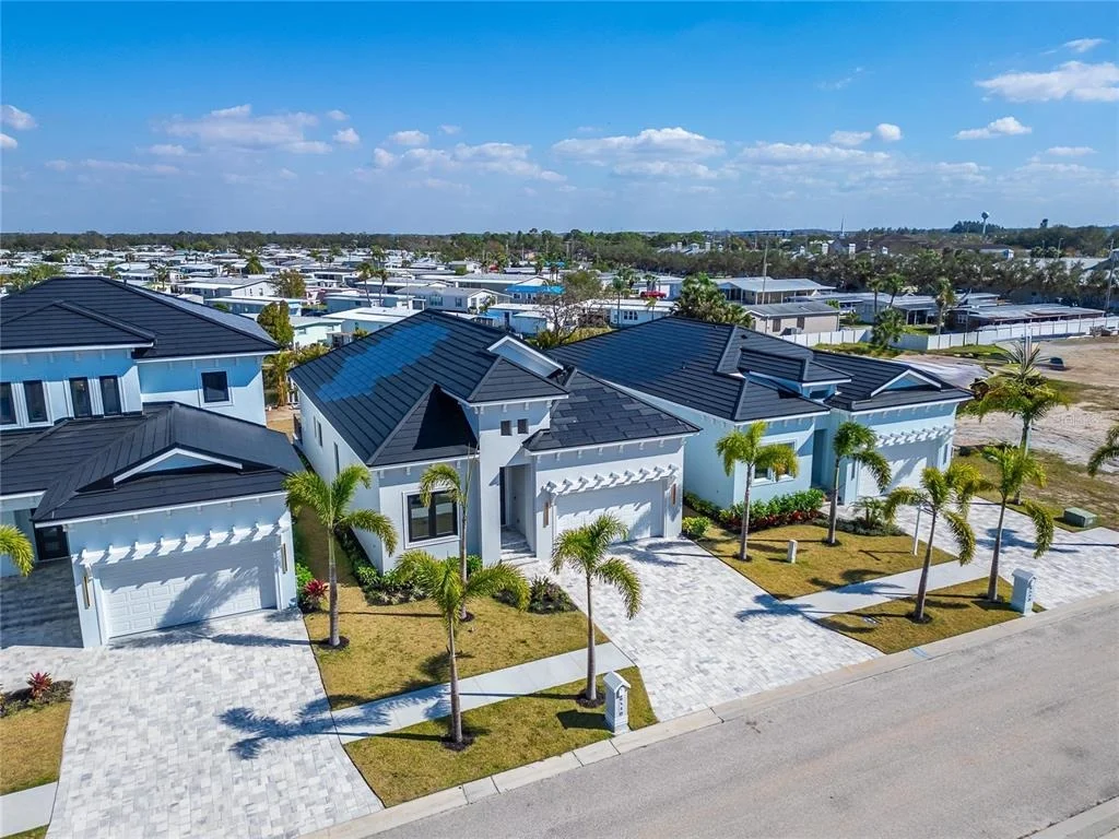 Photo of 6540 SIMONE SHORES CIRCLE