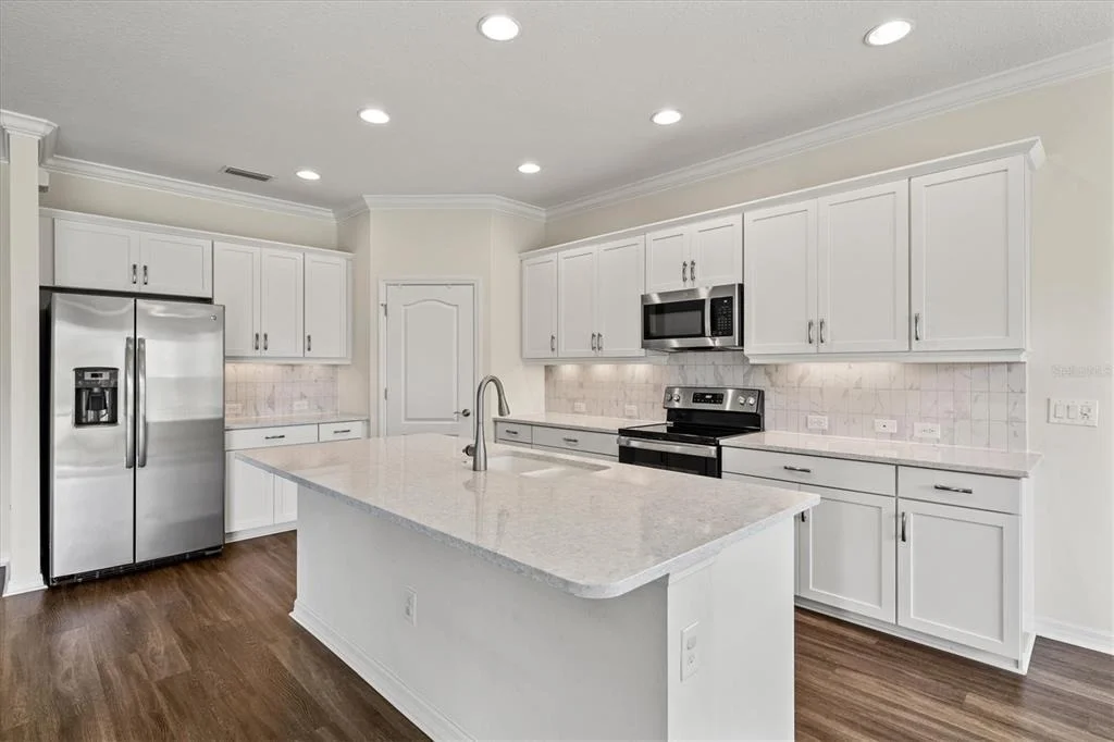 Photo of 128 AVENS DR