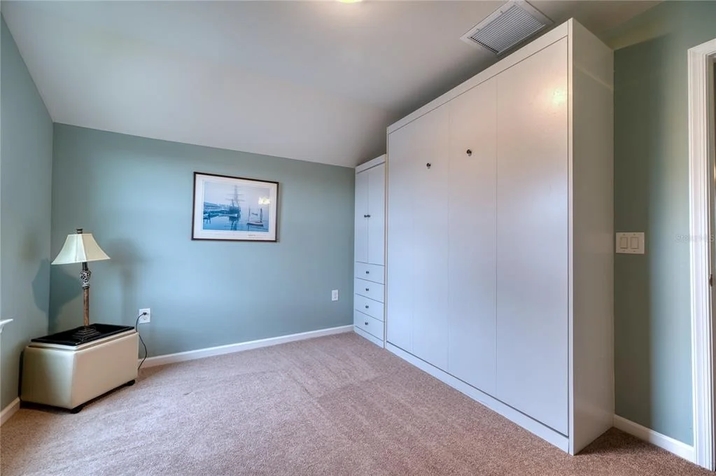 Photo of 17044 KENTON TERRACE