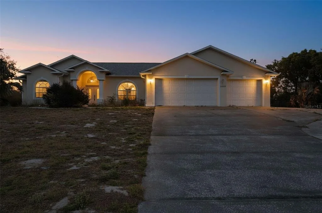 Photo of 8038 MADRID ROAD