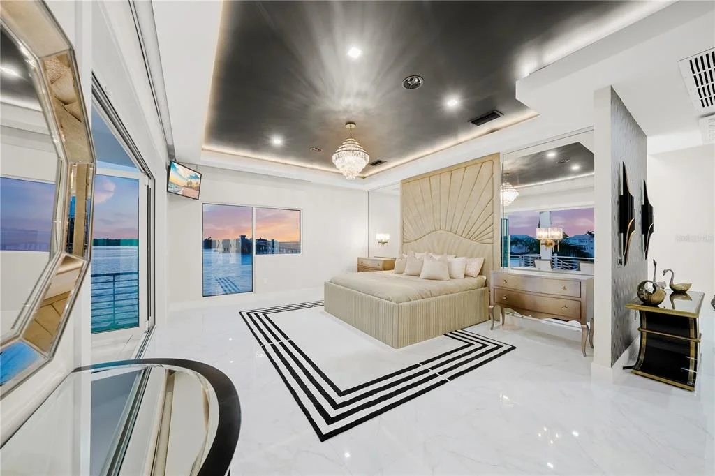 Photo of 1400 SIESTA DRIVE