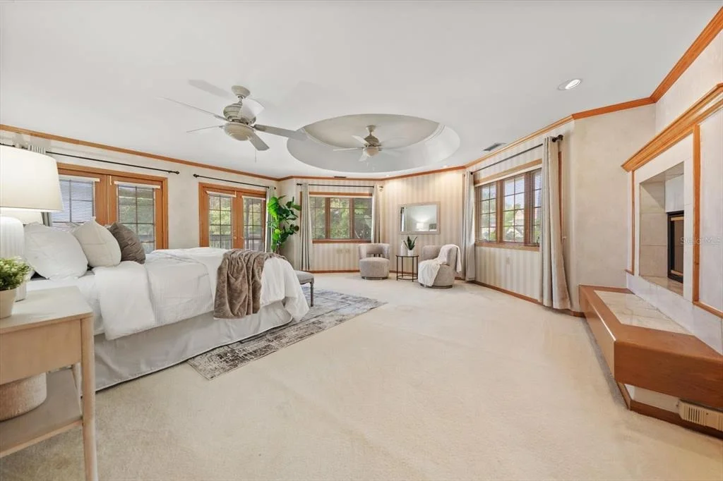 Photo of 220 HARBOR VIEW LANE