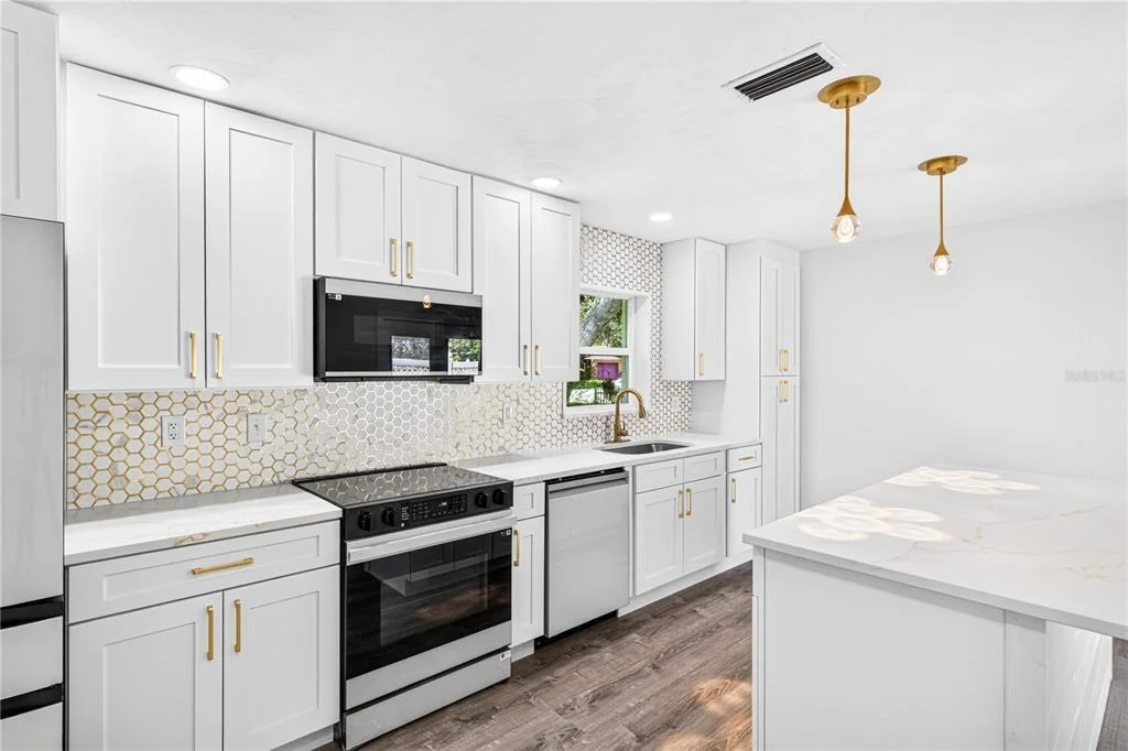 Photo of 5464 RIVERSIDE DRIVE