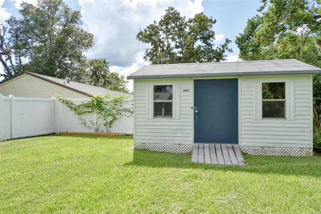 Photo of 3971 SE 17TH PLACE