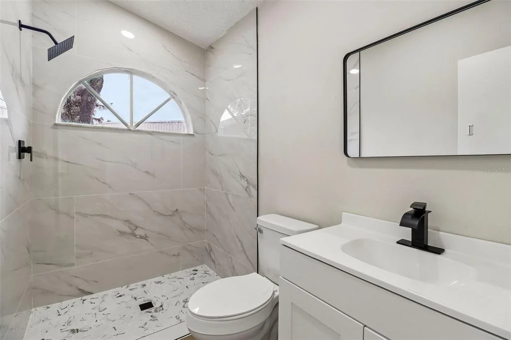 Photo of 106 LAMPLIGHTER DRIVE