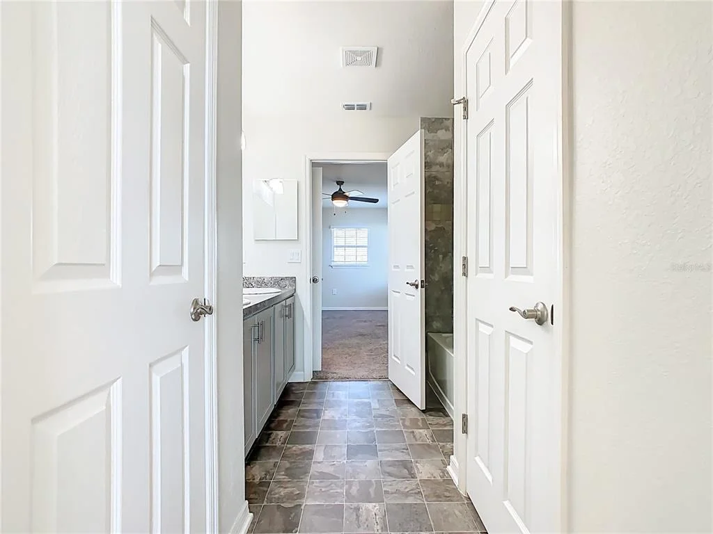 Photo of 1015 CORSO DRIVE