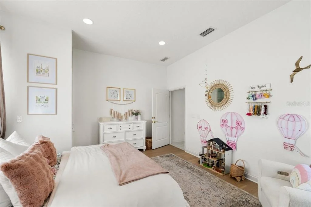 Photo of 626 RIVERSIDE DRIVE