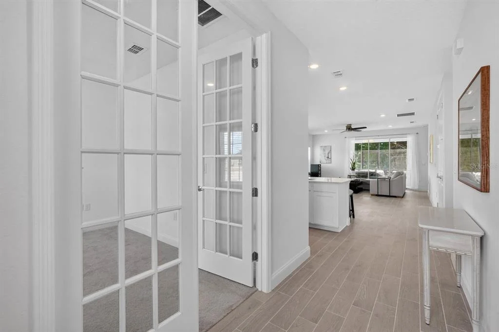 Photo of 2173 RAGLAN CIRCLE