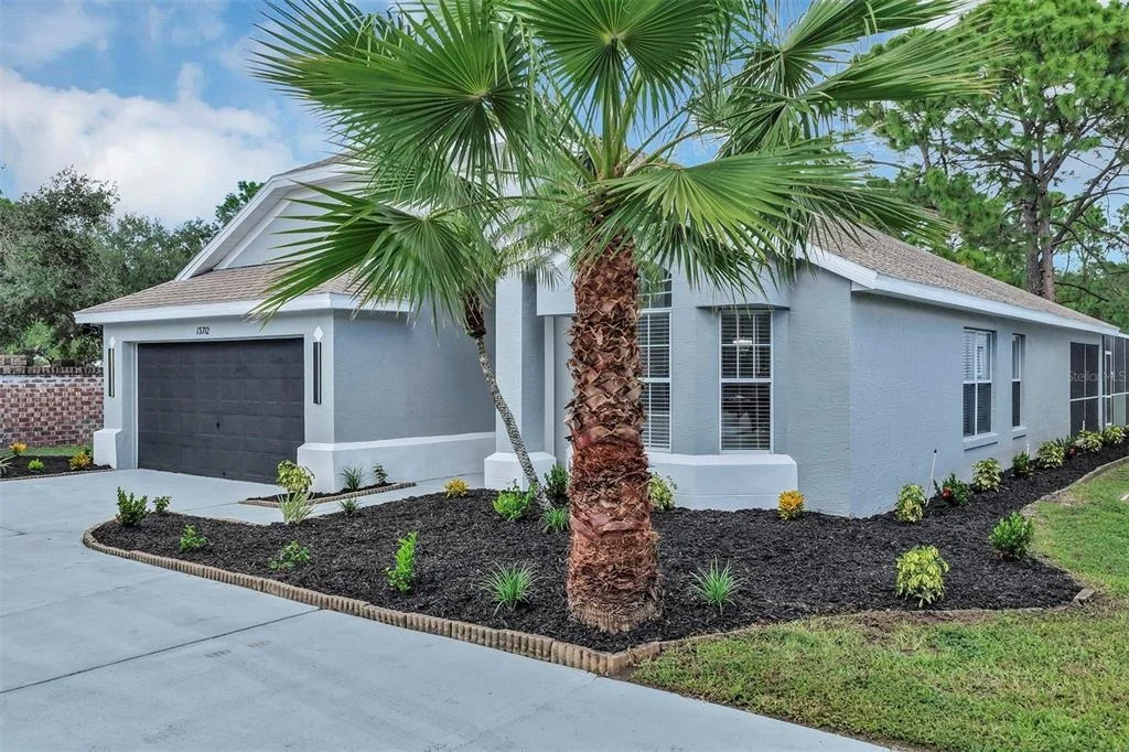Photo of 13712 DEVLIN COURT