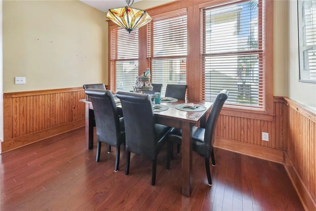 Photo of 1410 SE MAGNOLIA DRIVE