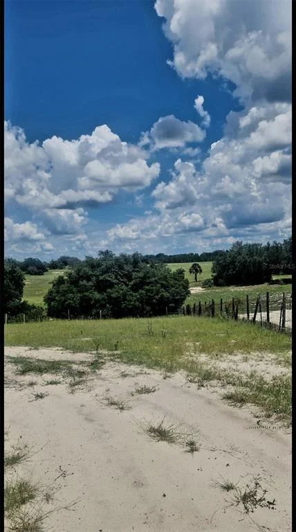 Photo of 562 LIBBY ROAD