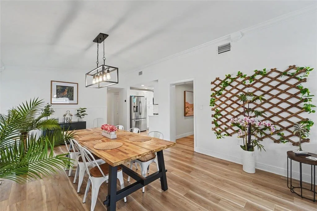 Photo of 8465 RIDGEWOOD CIRCLE