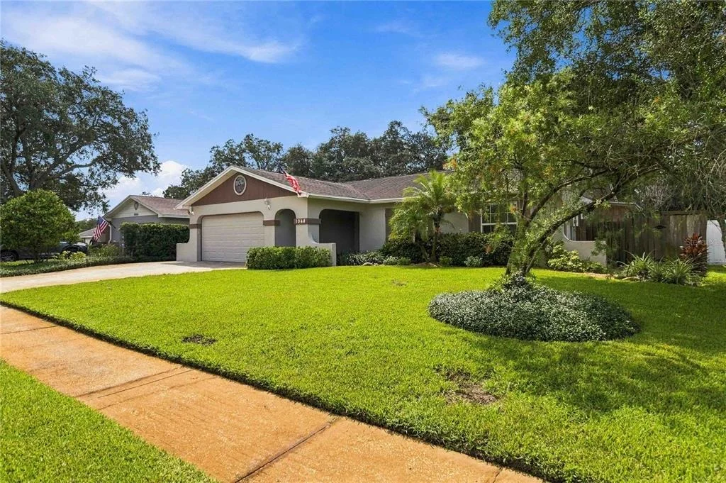 Photo of 1044 FOREST CIRCLE
