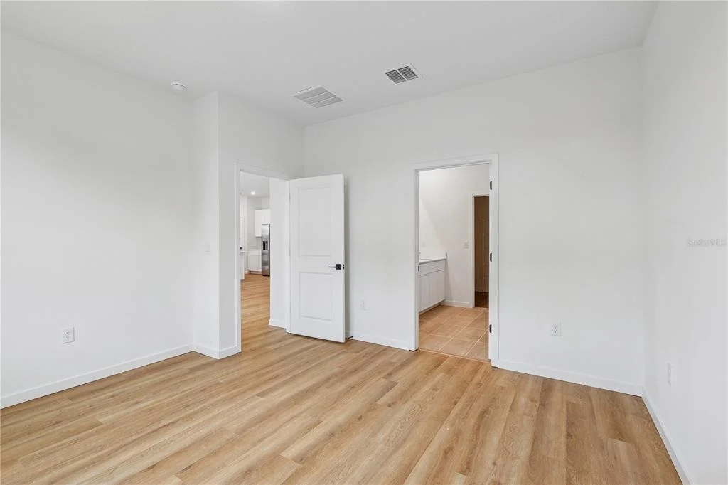 Photo of 86 SPRINGWOOD DRIVE