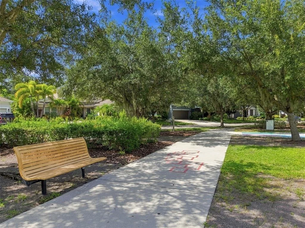 Photo of 6805 PARK STRAND DRIVE