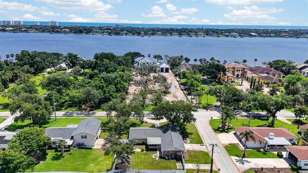 Photo of 772 N BEACH STREET