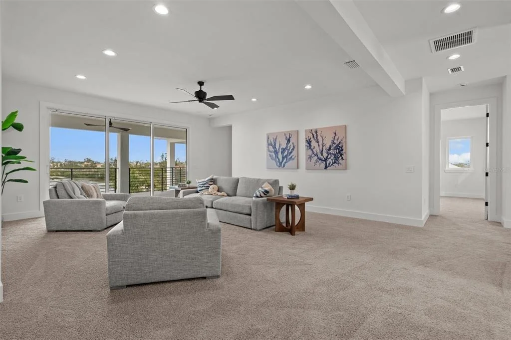 Photo of 597 BUTTONWOOD DRIVE