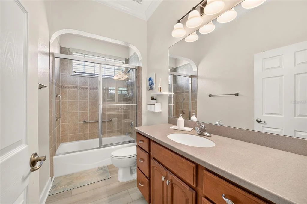 Photo of 914 SE 43RD STREET