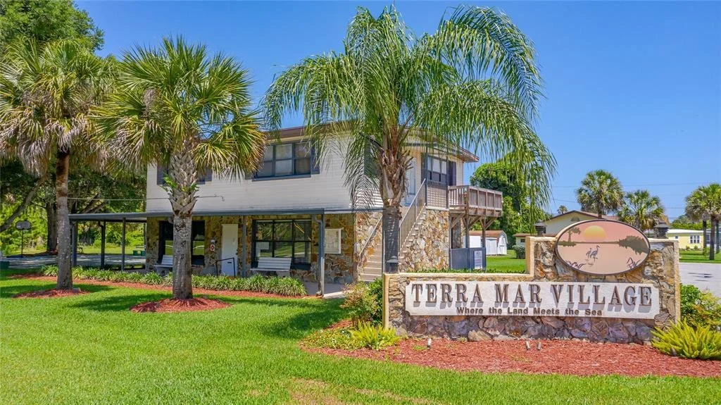 Photo of 4332 CEDAR WAY