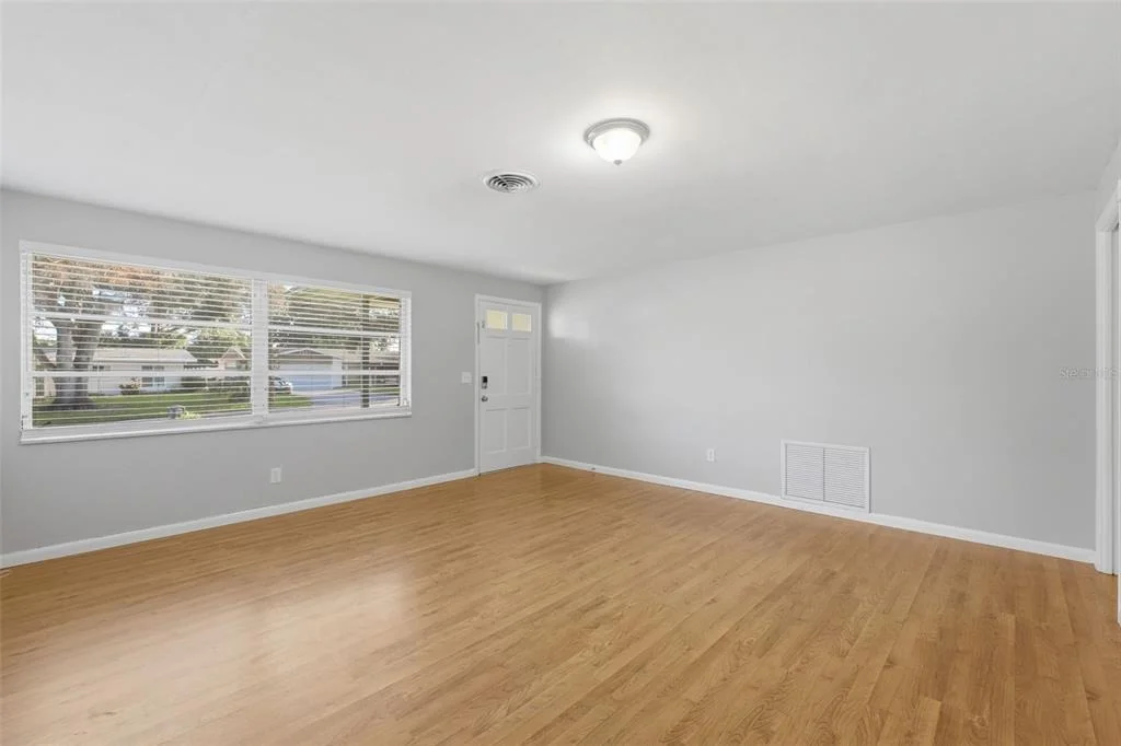 Photo of 1387 BELLEVUE BOULEVARD