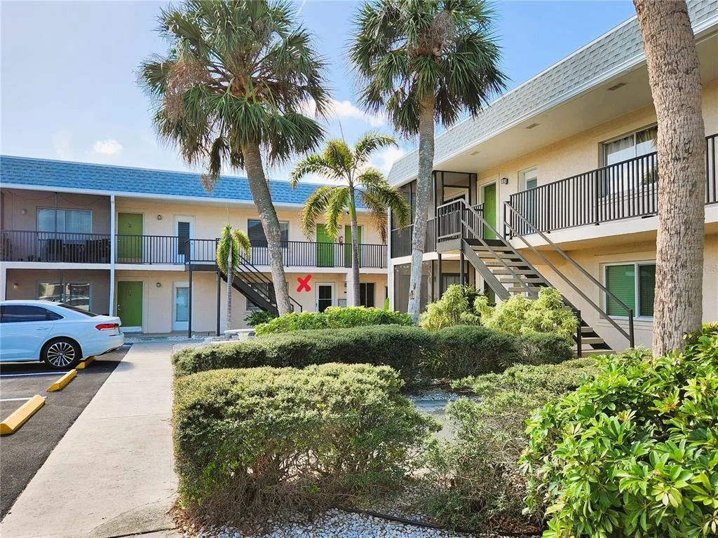 Photo of Unit 2 at 616 GUILD DRIVE