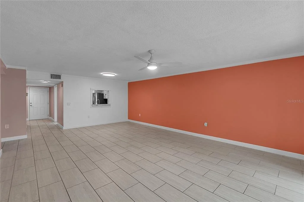 Photo of Unit 511 at 511 LAKESIDE DRIVE