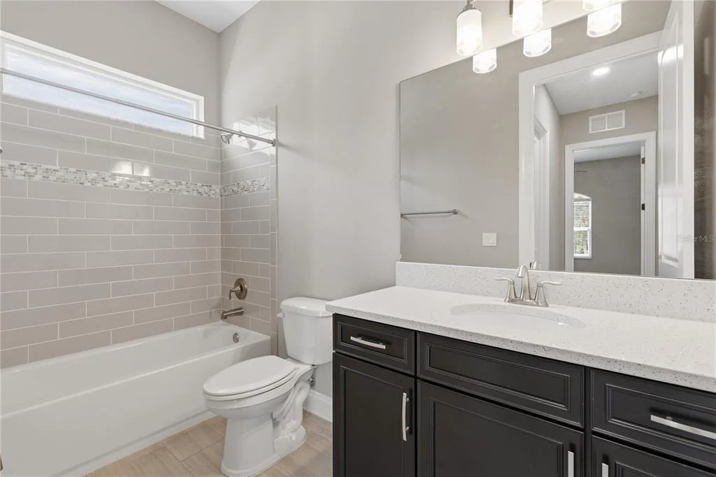 Photo of 7 OASIS CIRCLE
