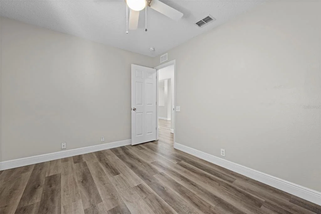 Photo of 8155 GIFFEN LANE