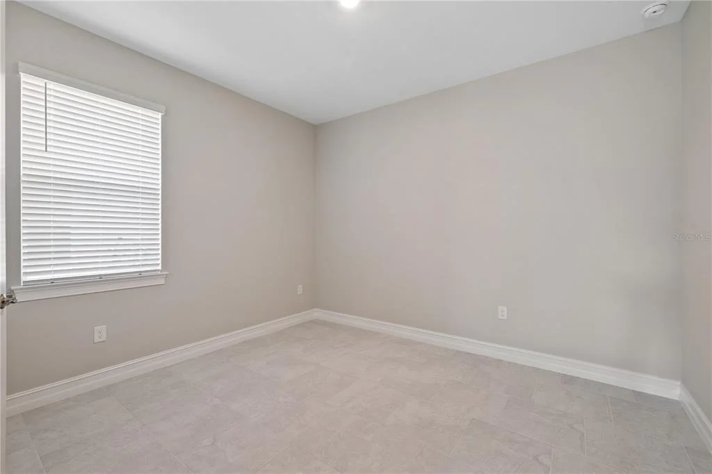 Photo of 17740 SHADE TREE LOOP