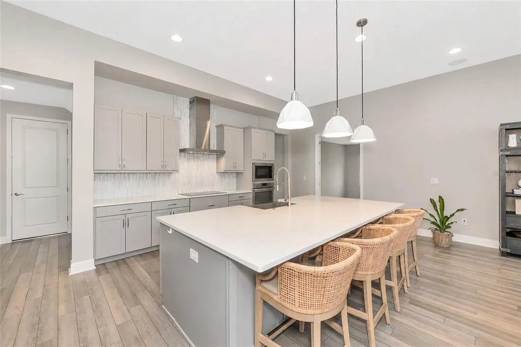 Photo of 9211 ISABELLA CIRCLE