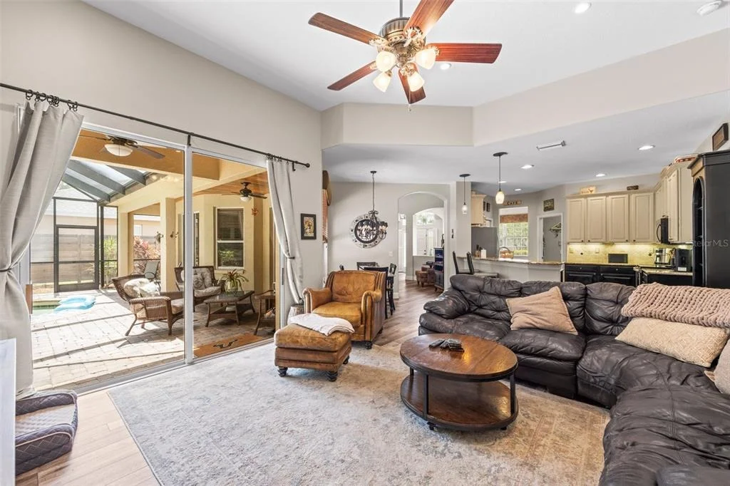Photo of 743 STONECREST DRIVE
