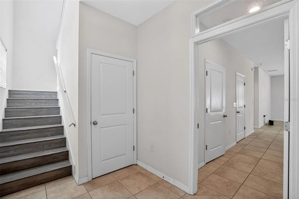 Photo of 11406 WARREN OAKS PLACE