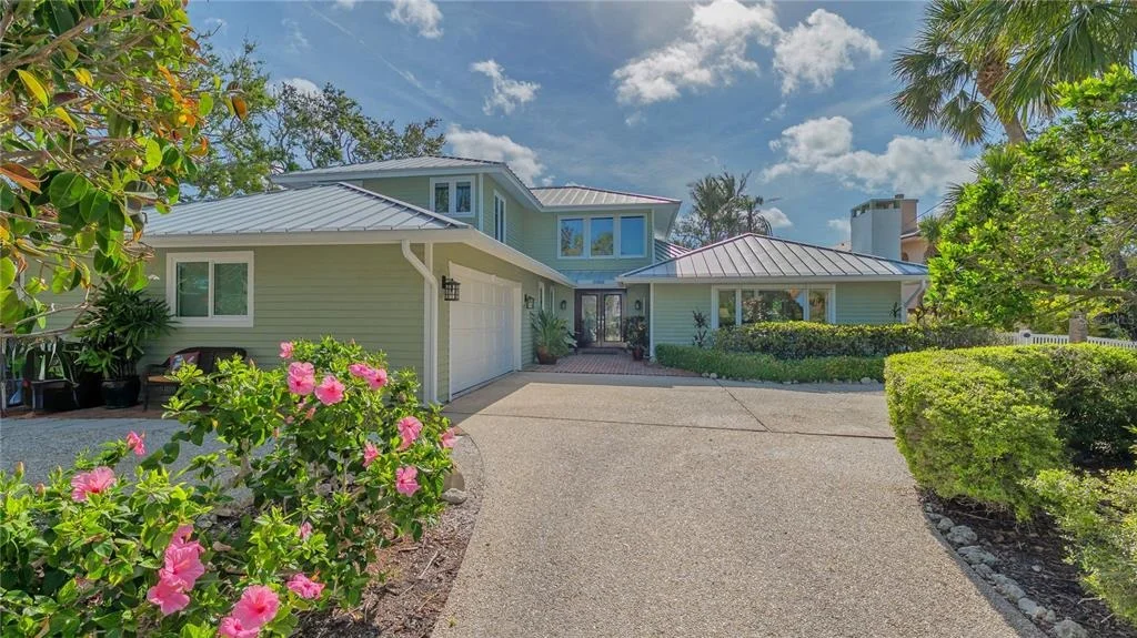 Photo of 1042 N CASEY KEY ROAD