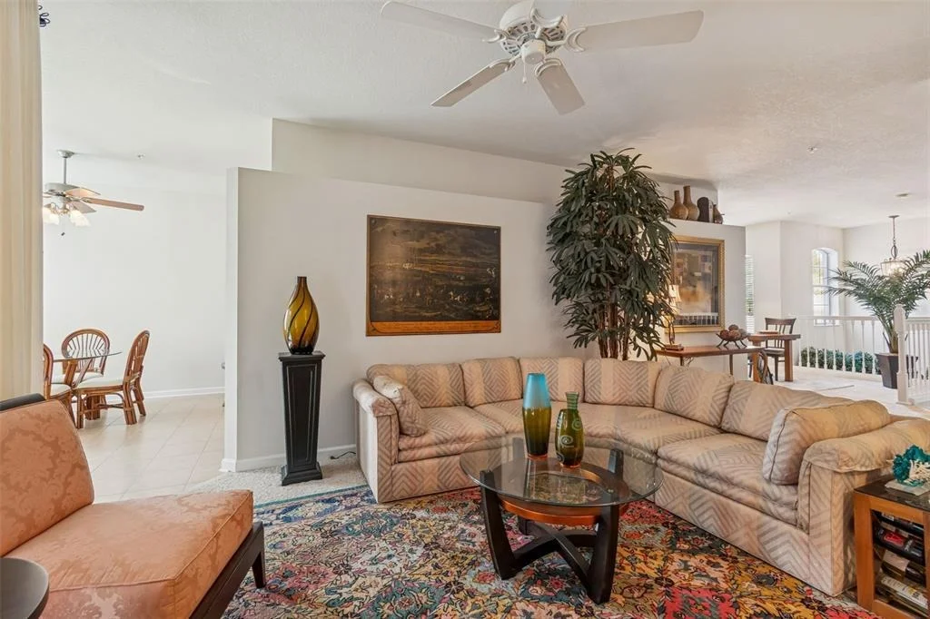 Photo of 894 LANTERN WAY