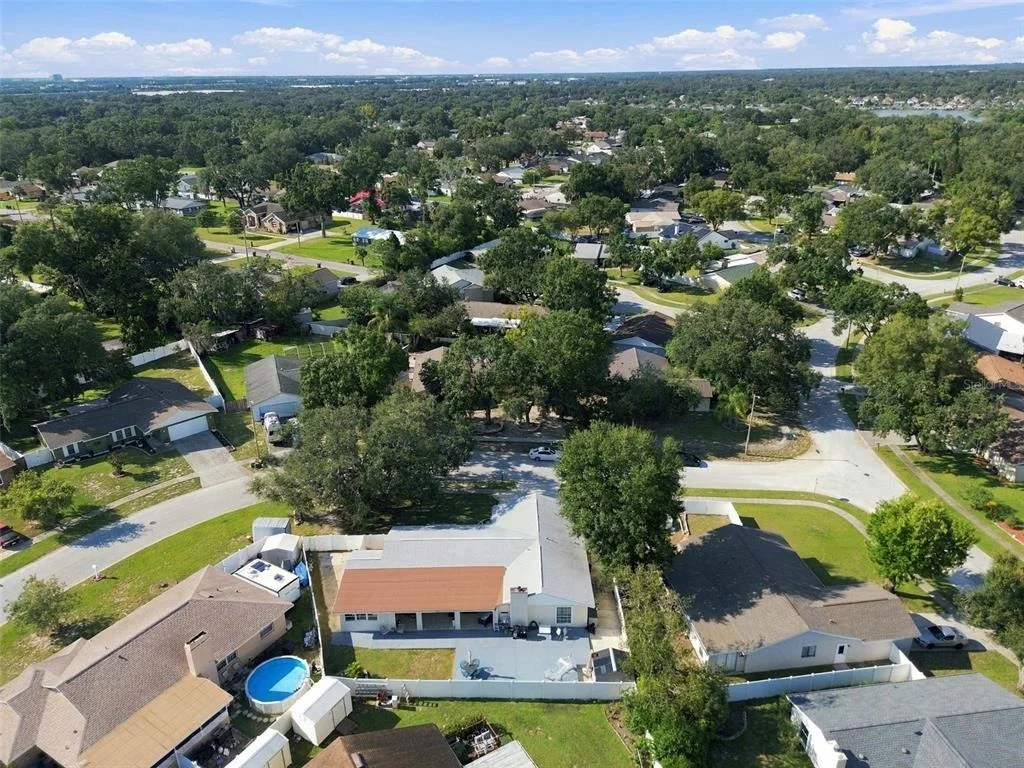 Photo of 1325 OAKCREST DRIVE