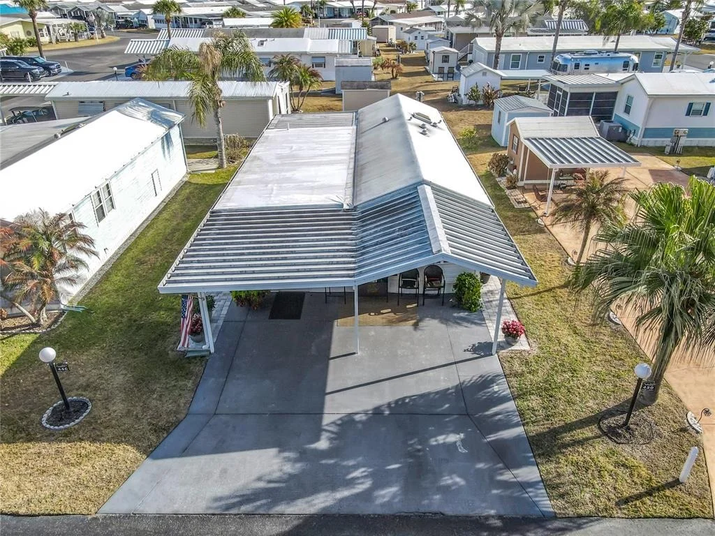 Photo of 446 PINE LOOP