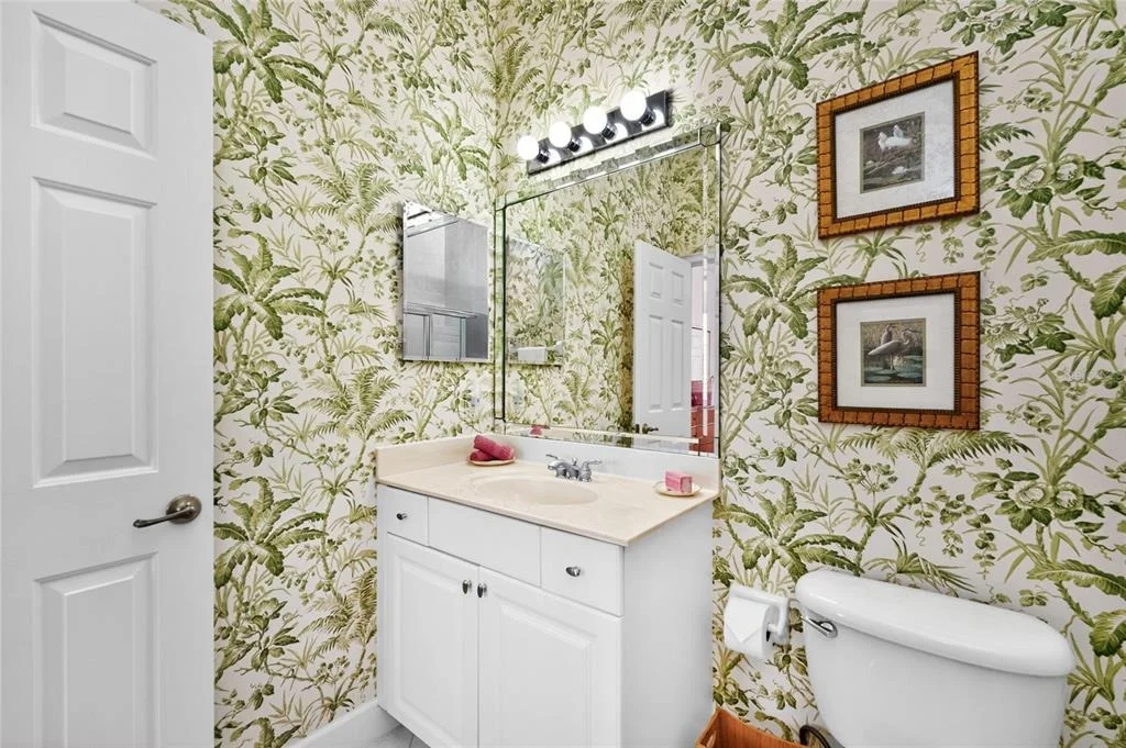 Photo of 3341 SUNSET KEY CIRCLE