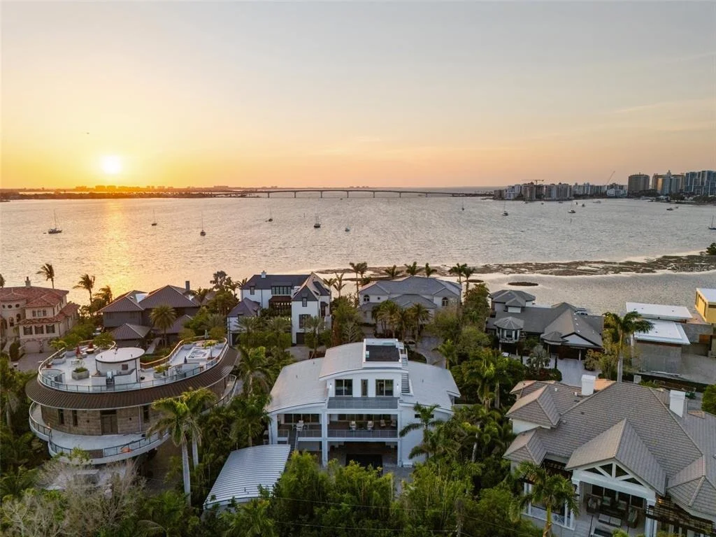 Photo of 1365 HARBOR DRIVE
