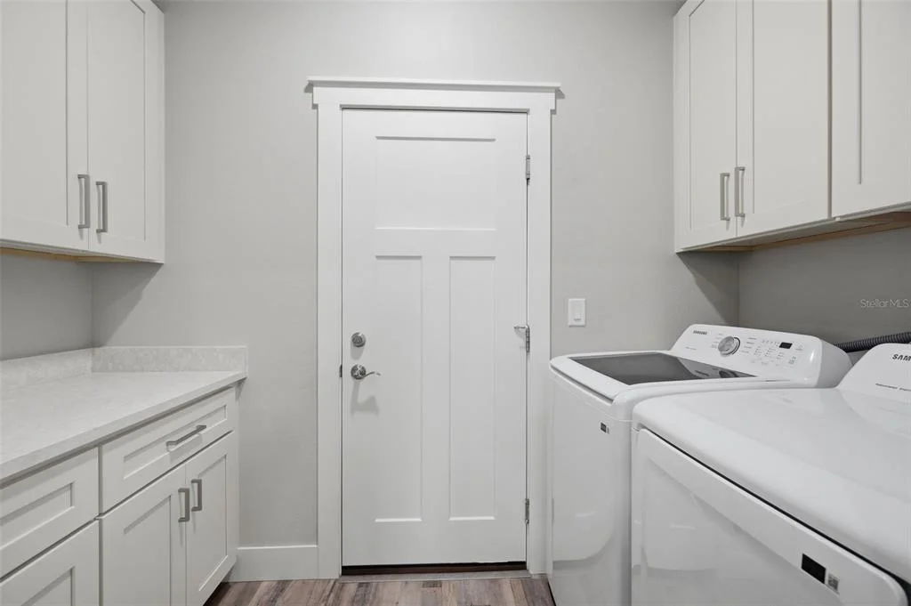 Photo of 6454 FREEPORT DRIVE