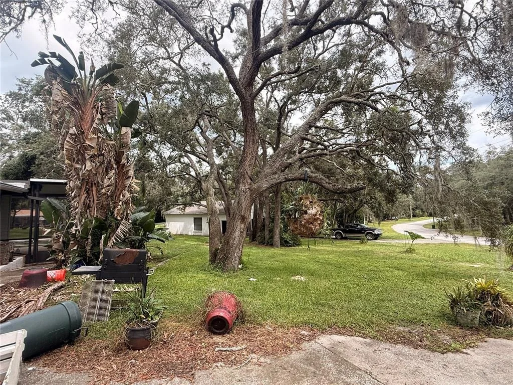 Photo of 18618 ANGLEWOOD DRIVE