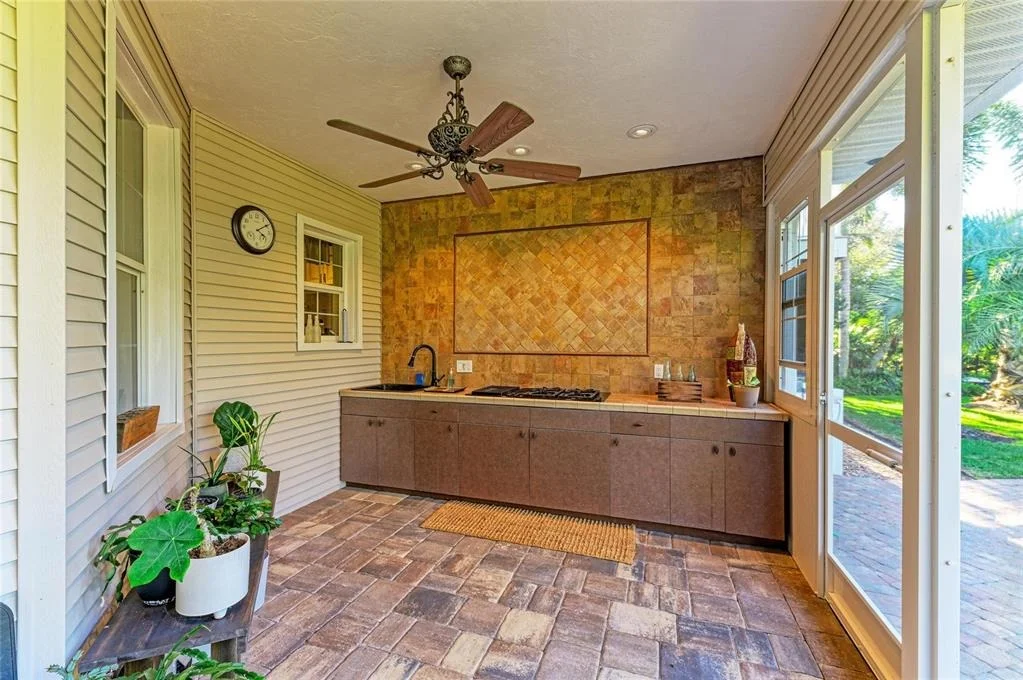Photo of 39321 WASHINGTON LOOP ROAD