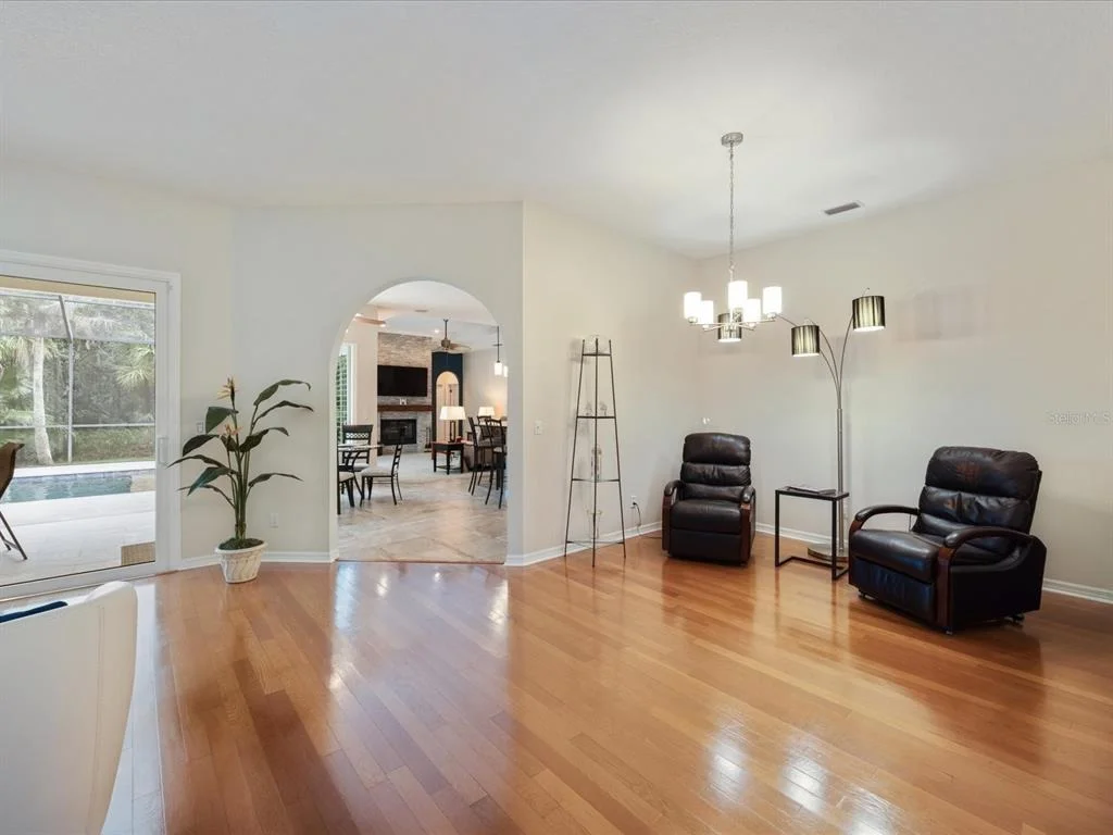 Photo of 4987 CROSS POINTE DRIVE