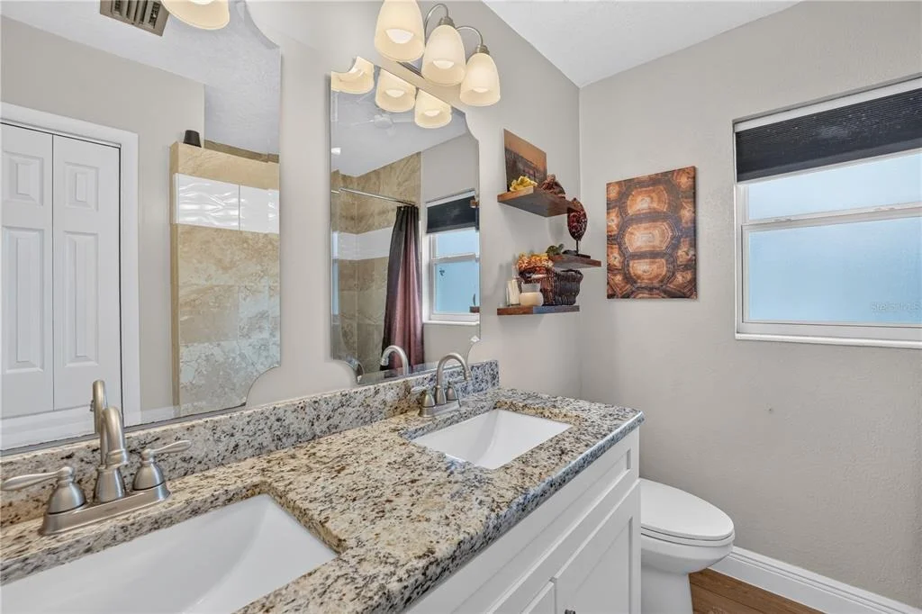 Photo of 28050 LOIS DRIVE