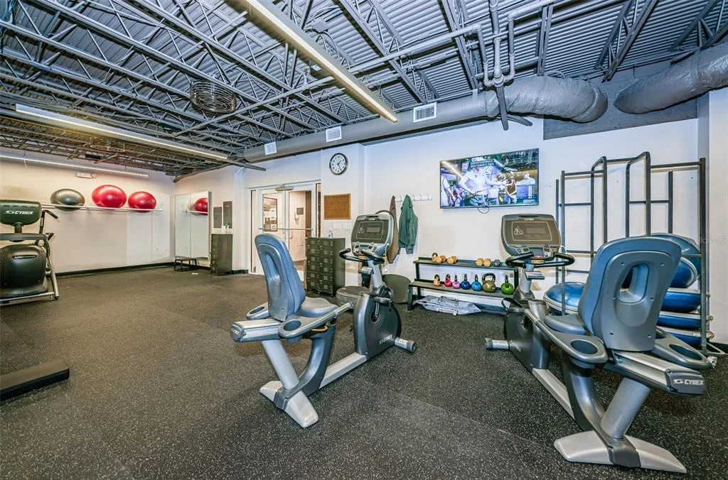 Photo of 900 LUCAS LANE