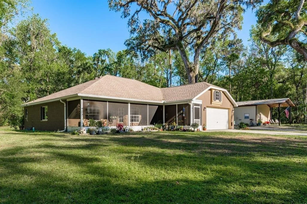 Photo of 7182 GRIFFIN ROAD