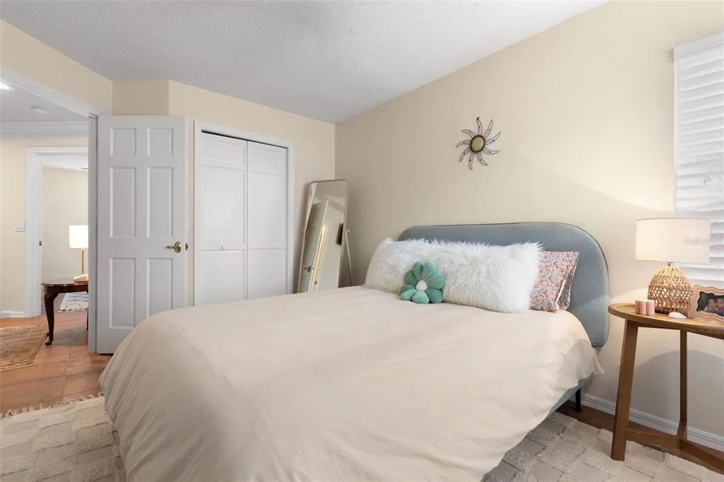 Photo of 6 MONTERREY DRIVE