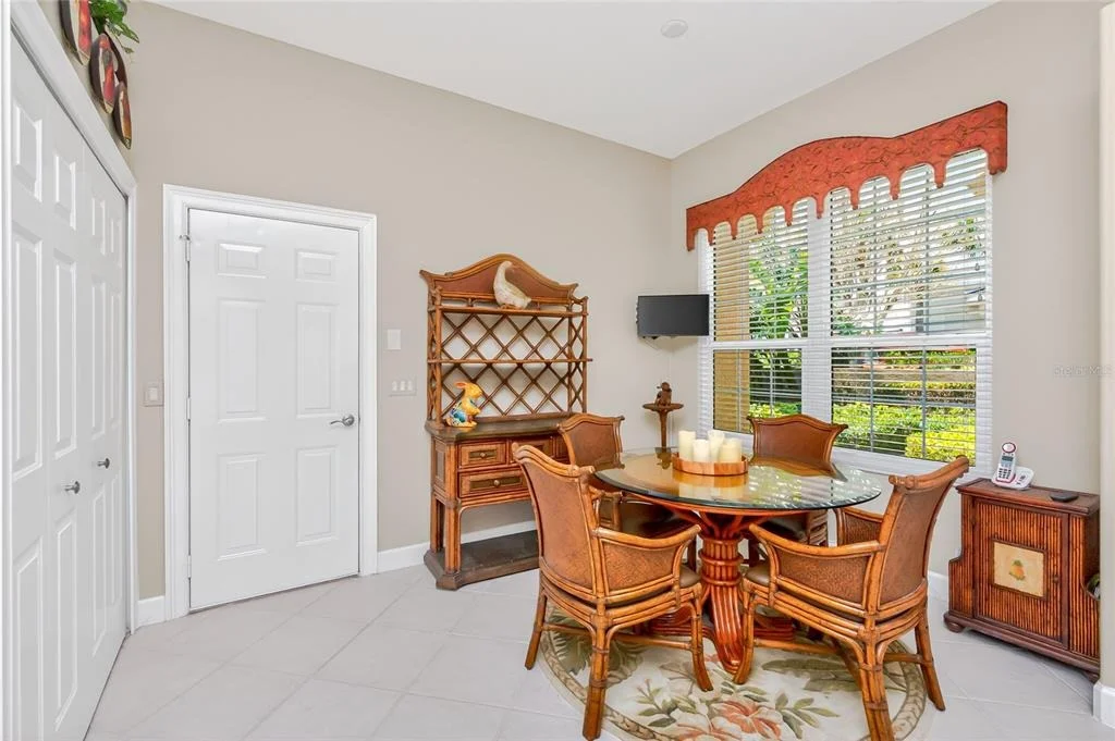 Photo of 3337 SUNSET KEY CIRCLE